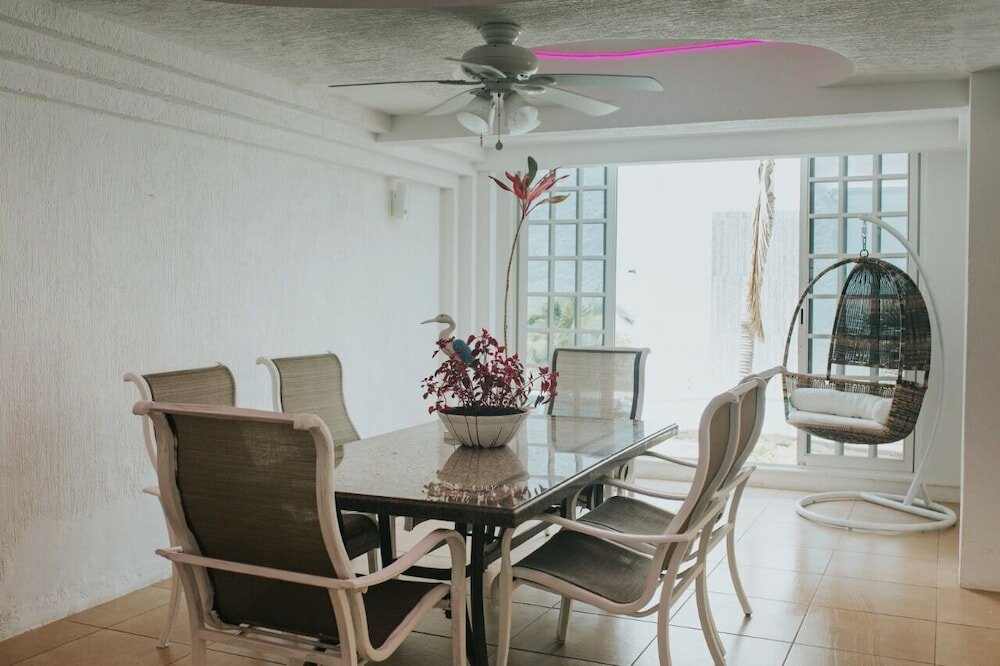 Фото Bango Mango Hostel