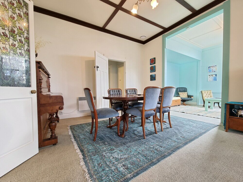 Фото 4 Bedroom Character House Papakura