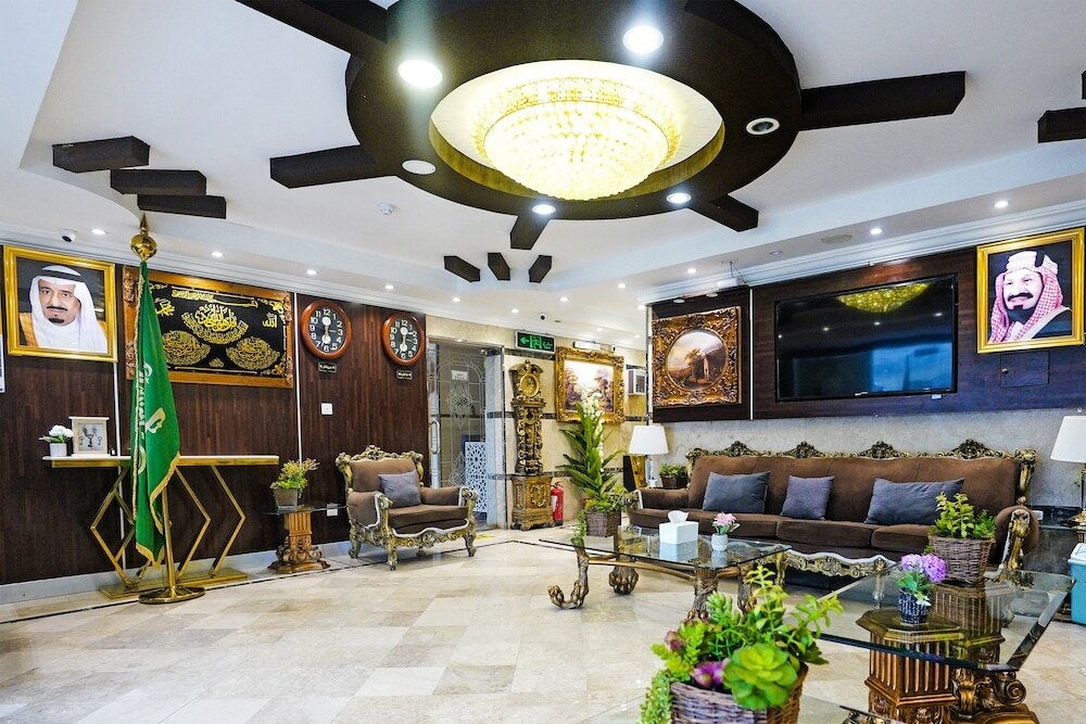 Фото Oyo 649 Al Thuraya Palace Apartments