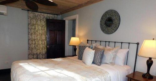 Гостиница Sapodilla House в Харбор Айленд