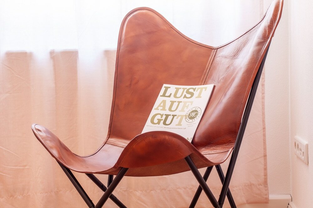 Фото Massive Wooden Furniture in Central Stay