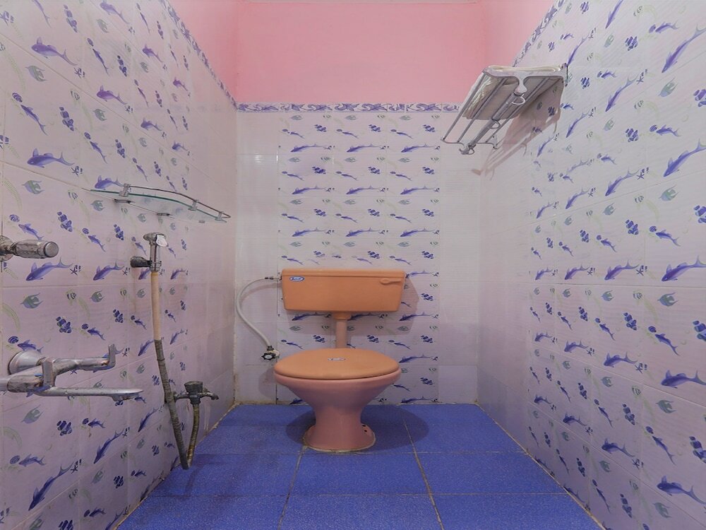 Фото Oyo 17255 Hotel Kanika Inn