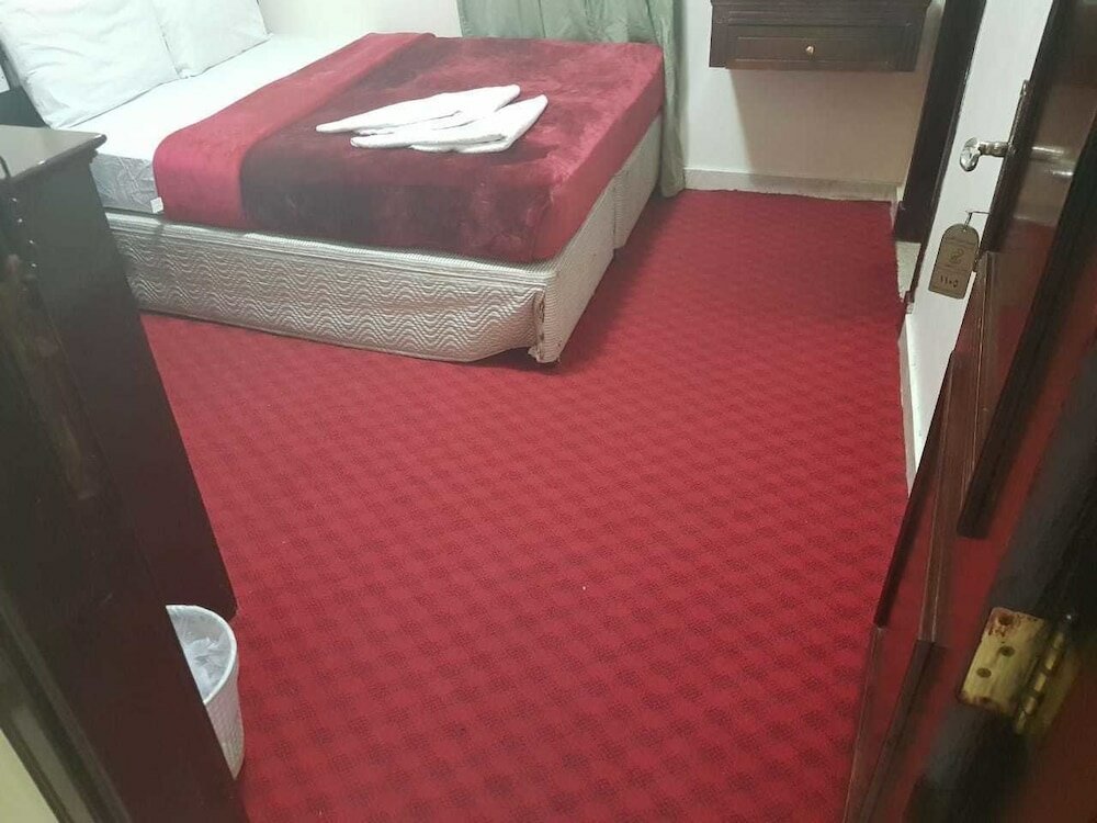 Фото Burj AlSultan Hotel