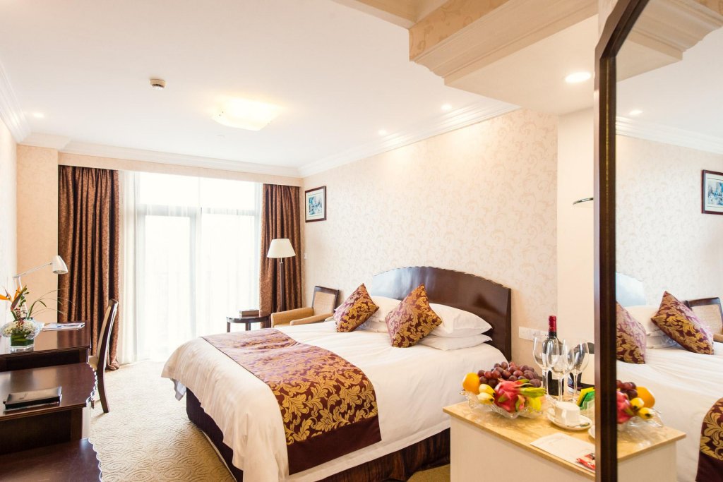 Фото Blue Palace Hotel