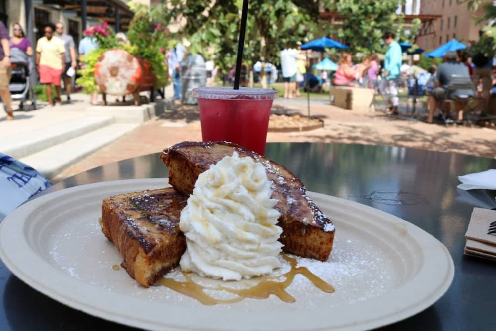 Фото Freshly Remodeled 3br 2ba Near Fantastic Downtown