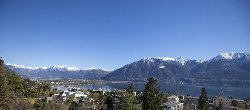 Фото E-Rooms Minusio