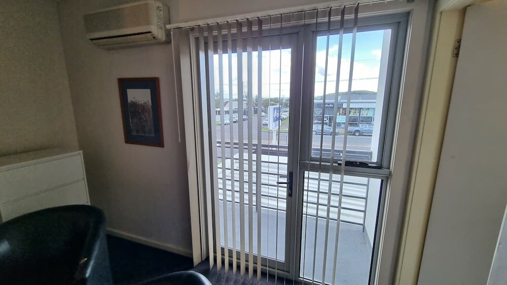 Фото Belmont Hotel Lake Macquarie