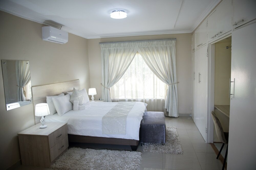 Фото Haithoms Tlokweng