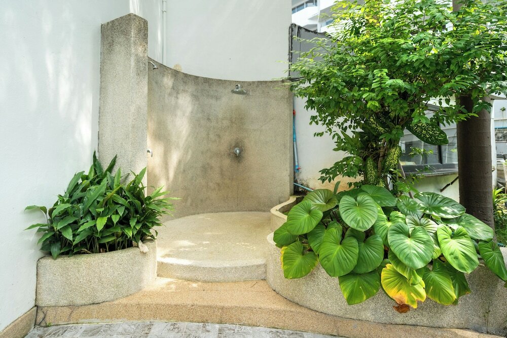 Фото Patong Central Residence & Apartment