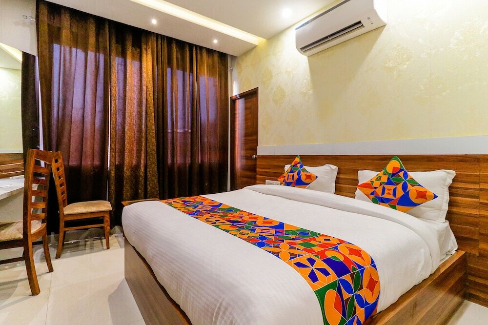 Фото FabHotel Golden Velvet