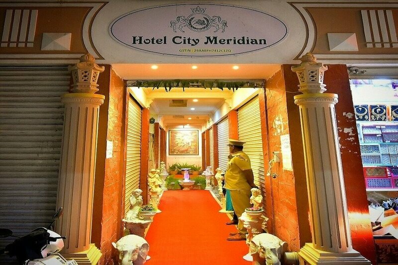 Гостиница Hotel City Meridian в Бангалоре