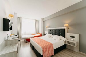 Гостиница Soho Bahía Málaga