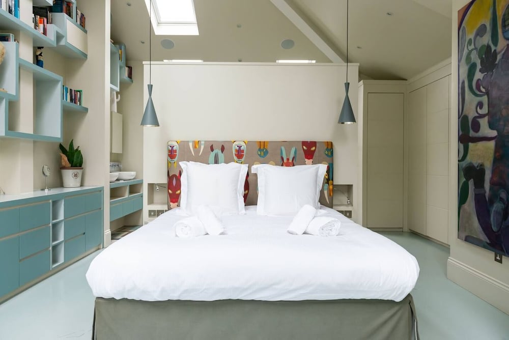 Фото Fantastic 4 Bed House in Iconic Camden