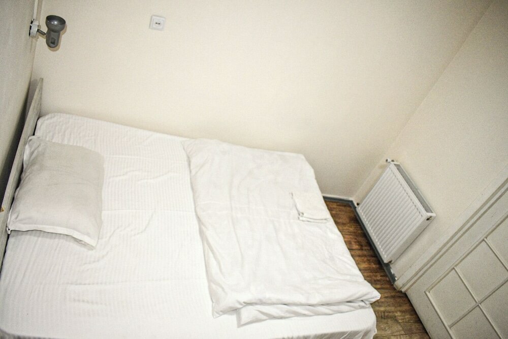 Фото Hostel Bon Voyage