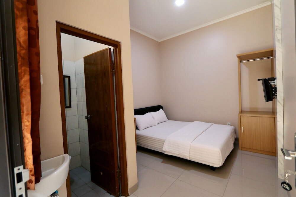 Фото Shofy Guest House Syariah 33 Subang