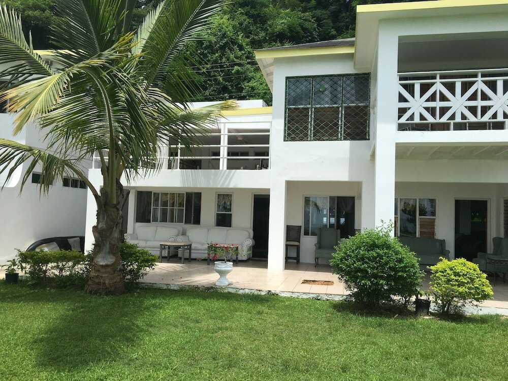 Фото Stoner's Beach Resort