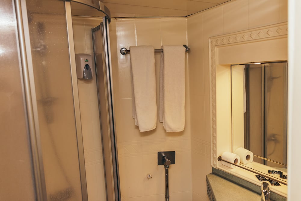 Фото Queen isis floating hotel in minya