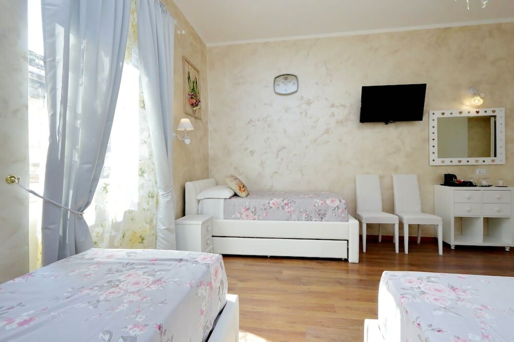 Фото Chilling Hot Tub Suite