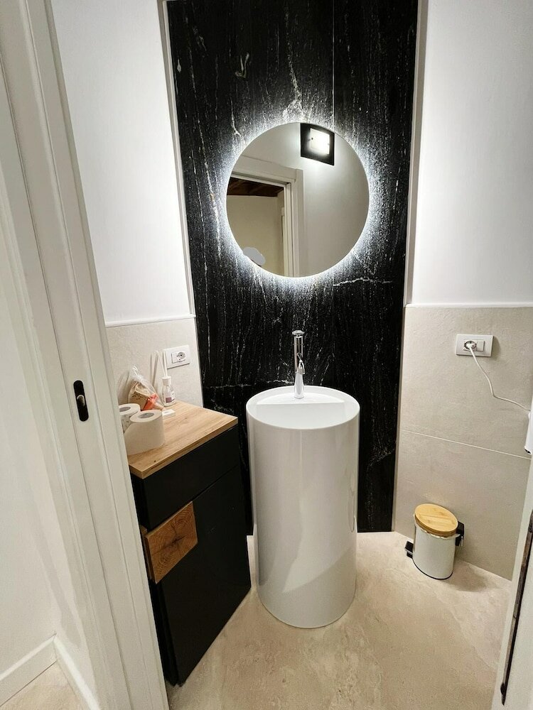 Фото Repetita Juvant