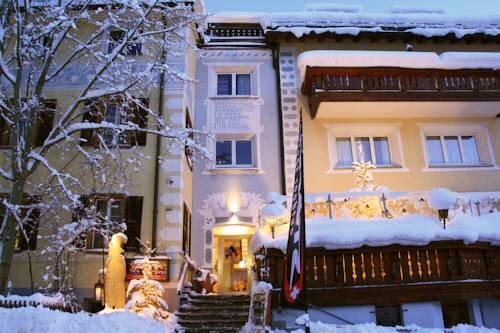 Внешний вид отеля Conrad's Mountain Lodge - Sport Equipment included в Сильваплане, фото 5