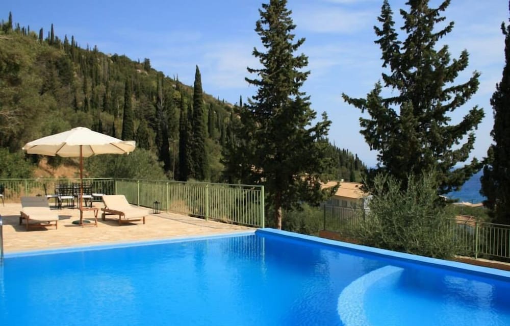 Фото Lefkas Petra