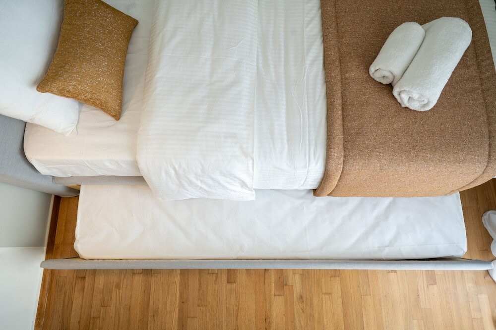 Фото Deluxe 4 Bedrooms Apartment in Athens Center