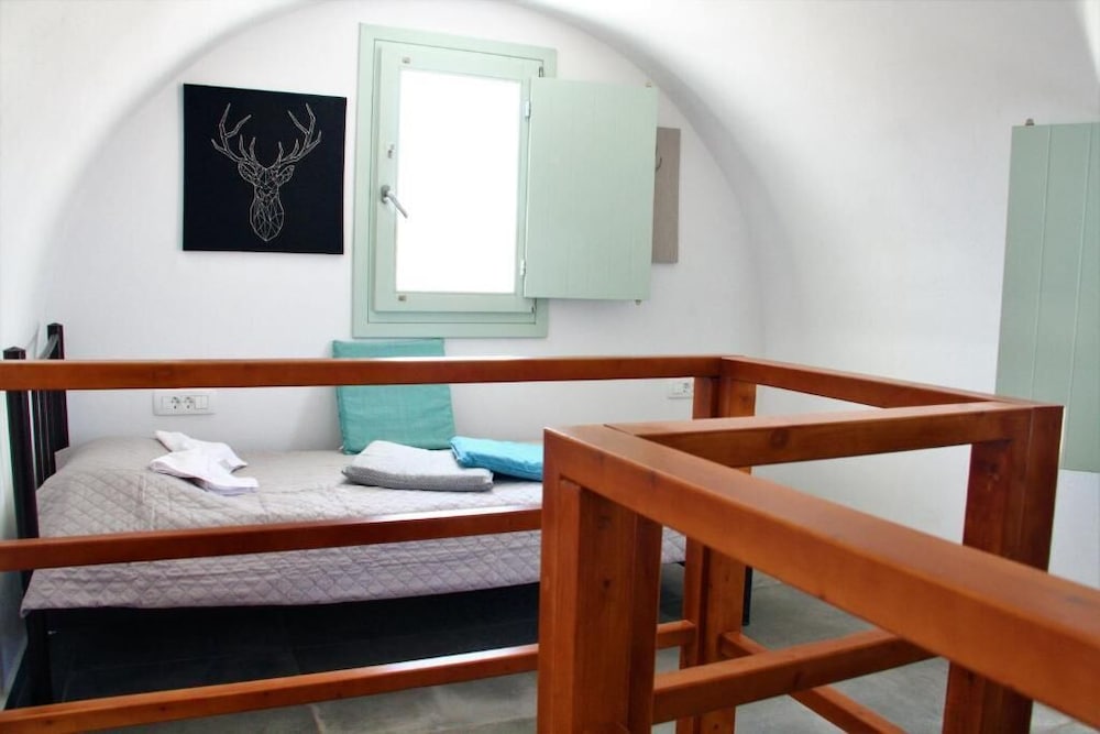 Фото White Element