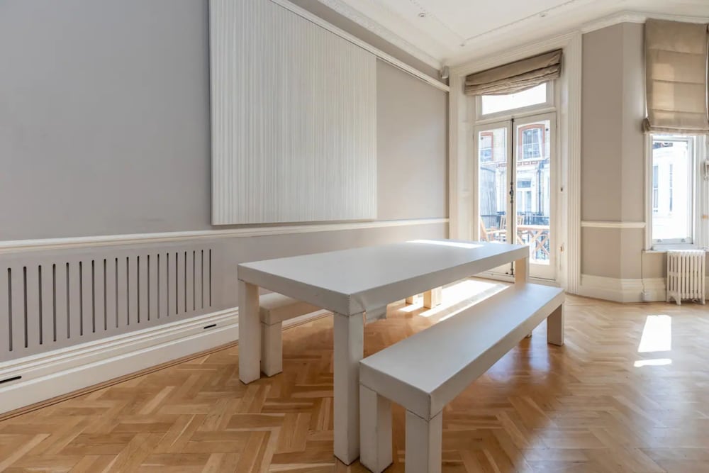 Фото Charming 1bd Flat With Balcony - Kensington