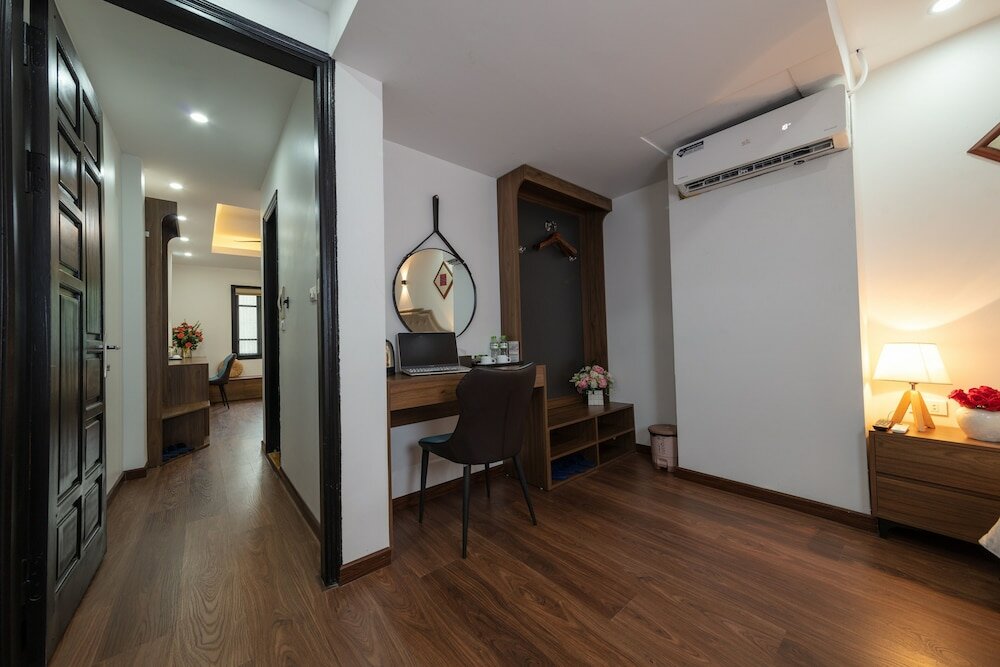 Фото Hanoi Liliane Hotel and Travel