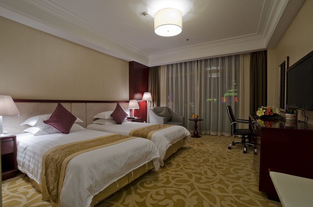 Фото Jiangsu Cuipingshan Hotel