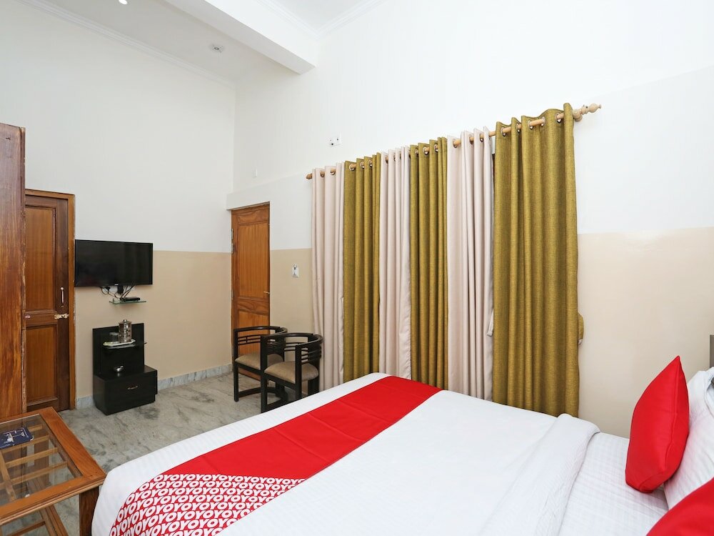 Фото Oyo 19638 Hotel Jay Continental