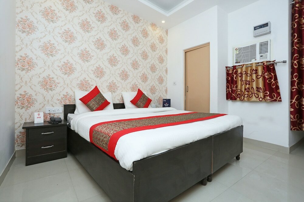 Фото Oyo 11384 Hotel Diamond Star