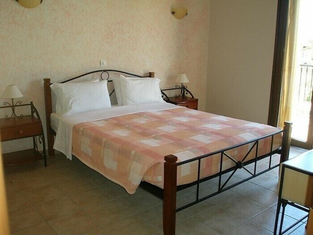 Фото Olive Tree Villas