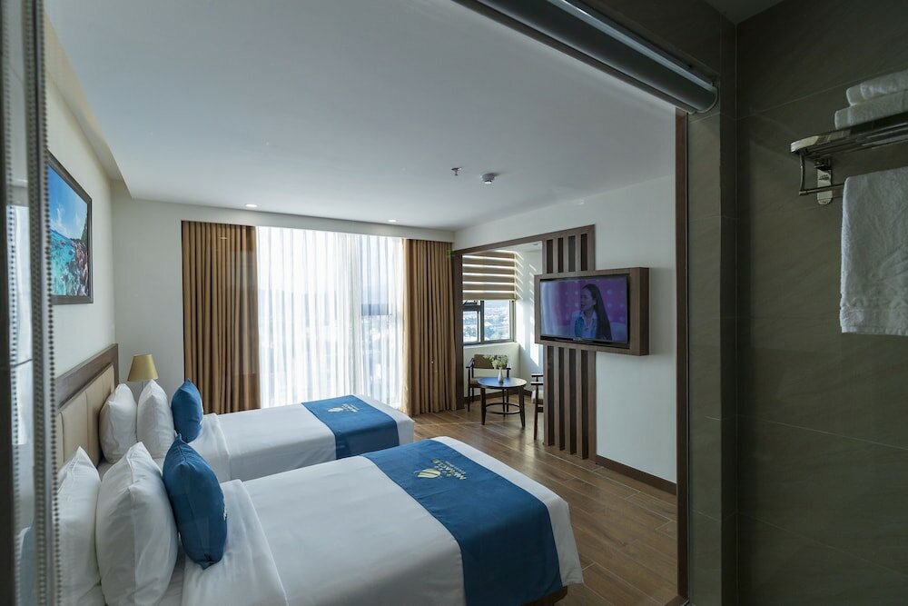 Фото Miracle Luxury Hotel