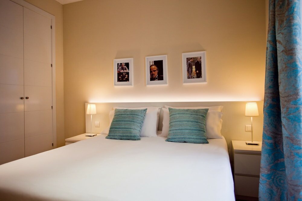 Фото Madrid Central Suites