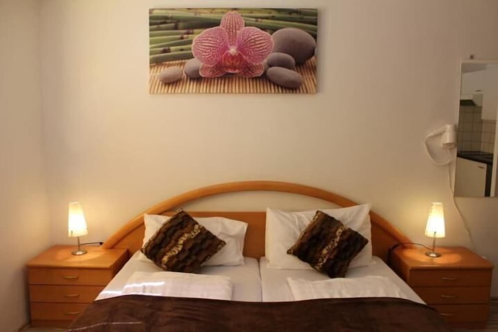 Фото Westend City Hostel GmbH