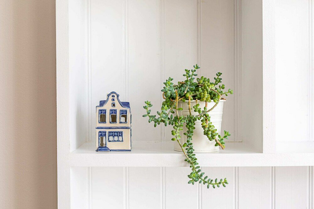 Фото Newly Renovated Two Bedroom Kensington Flat