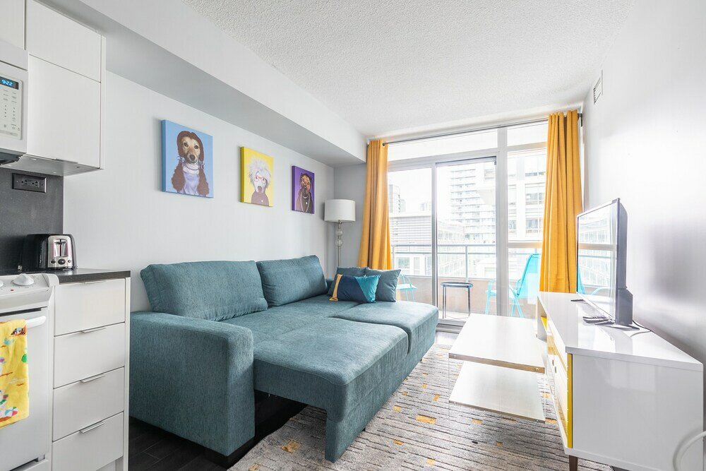 Фото SkyTree - Condos in Heart of Downtown