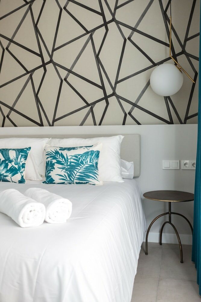 Фото Weys Home Suites