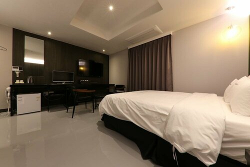 Гостиница Hotel MeadMELI в Тэджоне