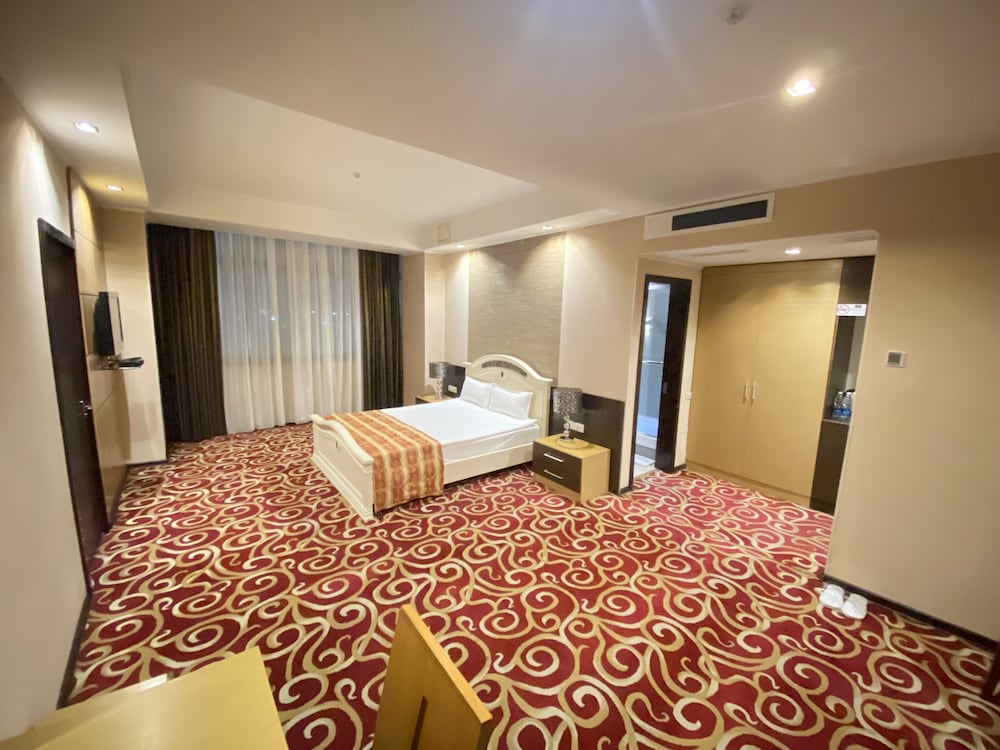 Фото Отель Lisbon