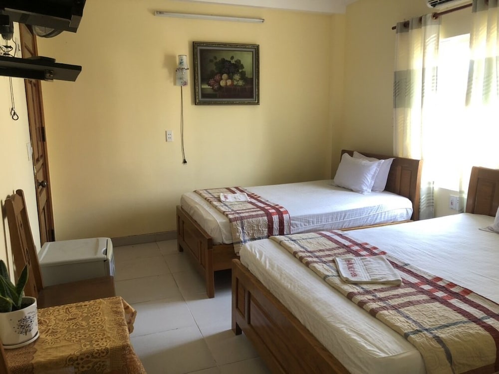 Фото Chapi Hotel