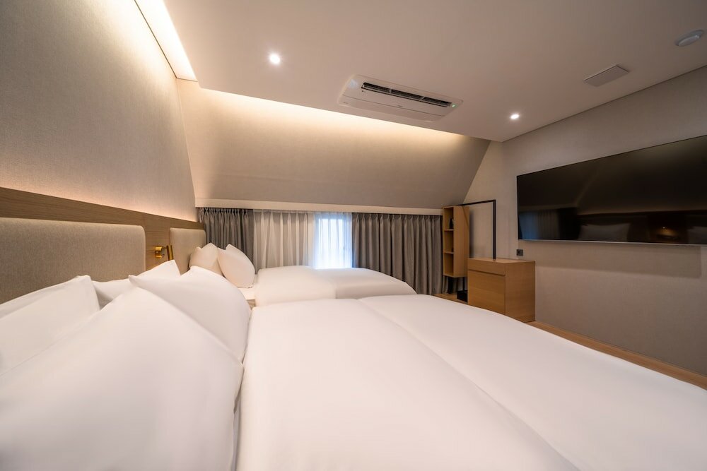 Фото Yeouido Comfort Inn