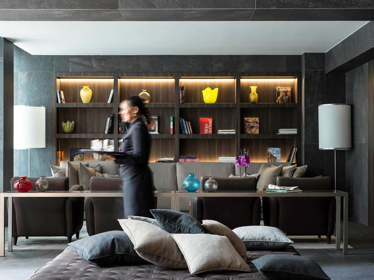 Фото Hyatt Centric Milan Centrale