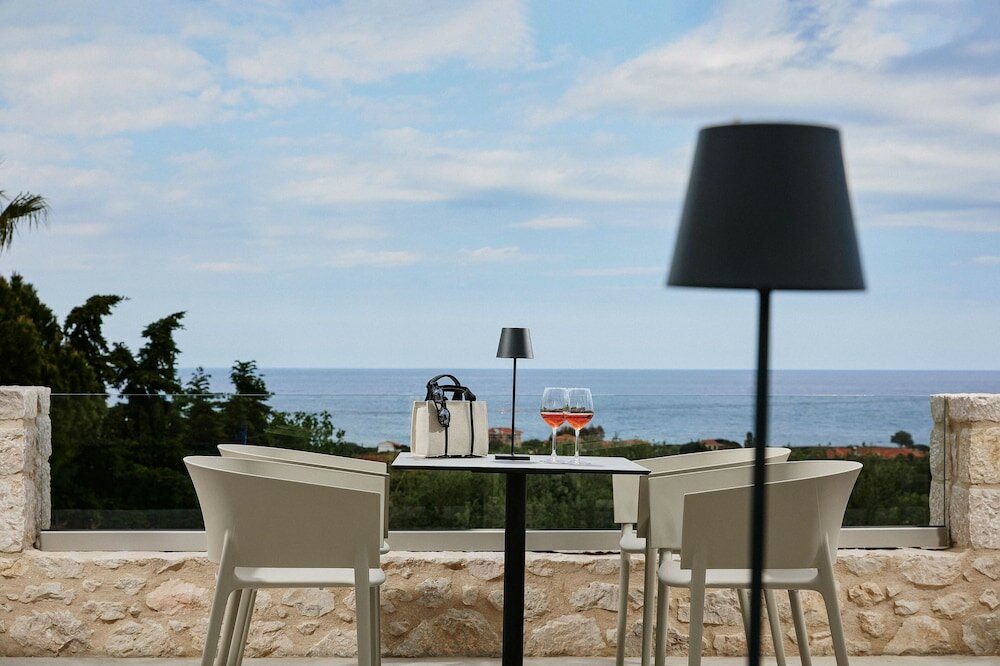 Фото Quattro Suites