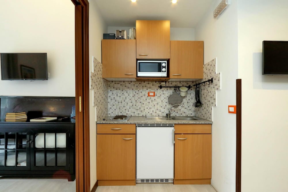 Фото Cavour Square Apartment