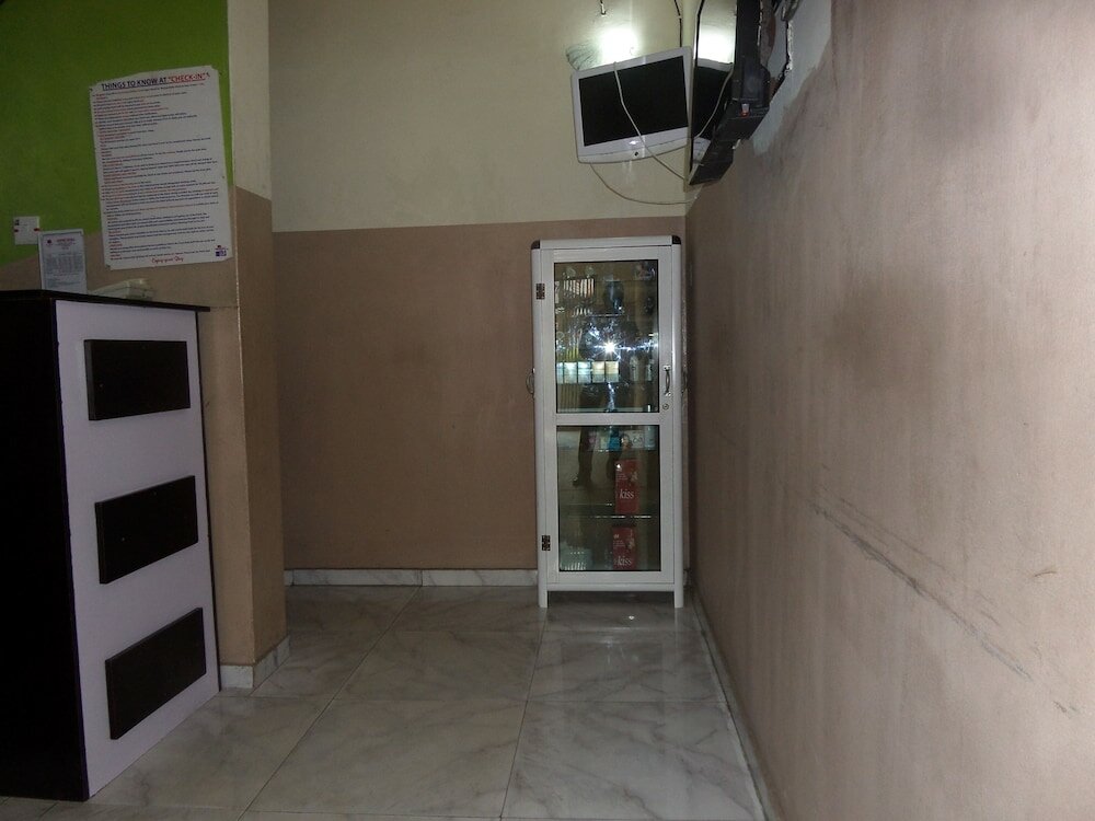 Фото Ikeja Transit Hotel Iyala