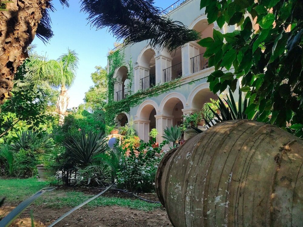 Фото Babil Bahçeleri Butik Hotel & Cafe