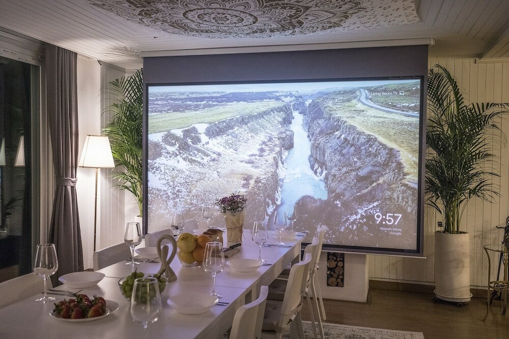 Фото Joy Hasla Sg