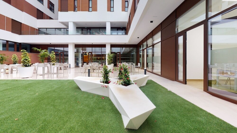 Фото Micampus AV. Puerto - Estudiantes